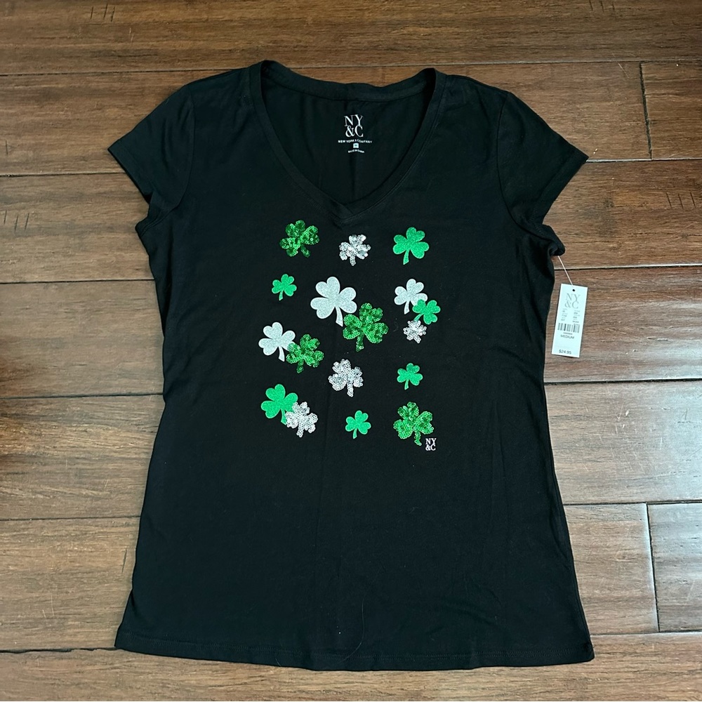 NWT St. Patrick’s Day black with green/silver sequin shamrocks shirt-size medium